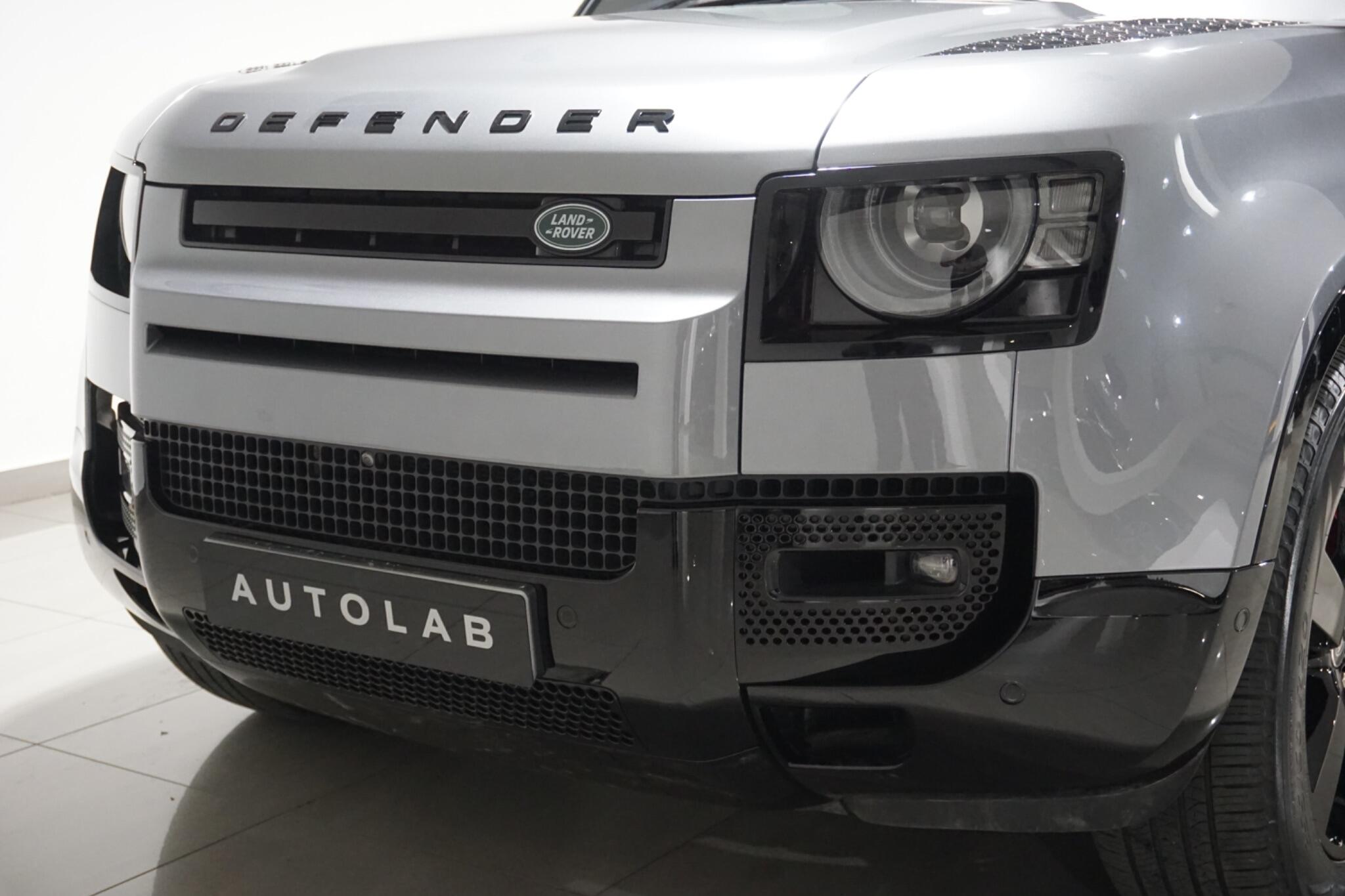 Land Rover Defender 110 3.0 D300 MHEV X-Dynamic SE SUV 5dr Diesel Auto 4WD Euro 6 (s/s) (300 ps)